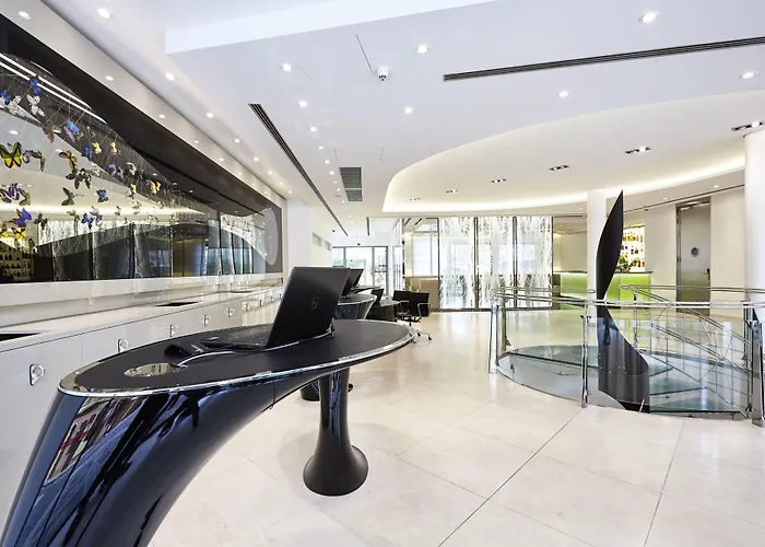 Josef Hotel 4*