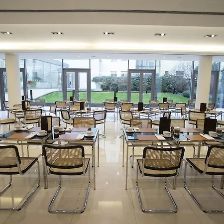 Hotell Josef 4*