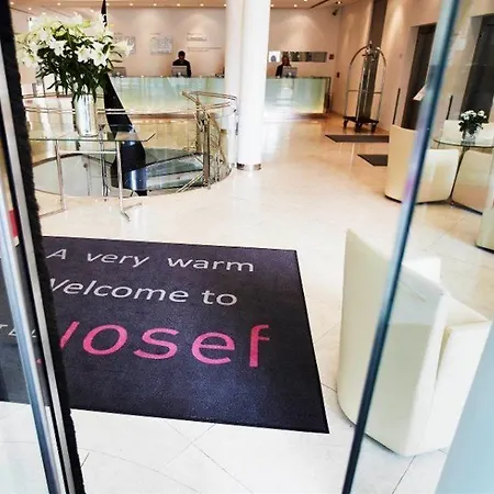 Josef 4*