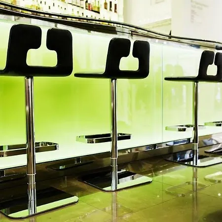 Hotell Josef 4*