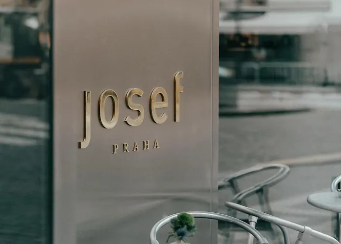 Josef 4*